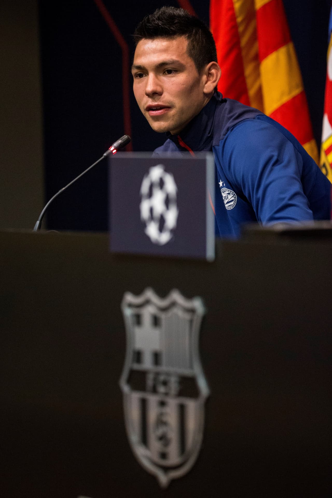 El poderío atacante del PSV Eindhoven se debe al delantero holandés Steven Bergwijn, al mexicano Hirving Lozano y al uruguayo Gastón Pereiro, con cuatro goles cada uno en lo que va de temporada.