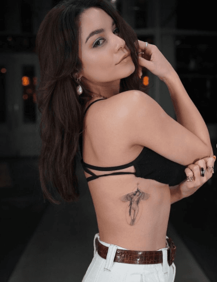 Cometió un acto vandálico al escribir su nombre en un parque de áreas protegidas; pagó $1,000 dolares de multa.