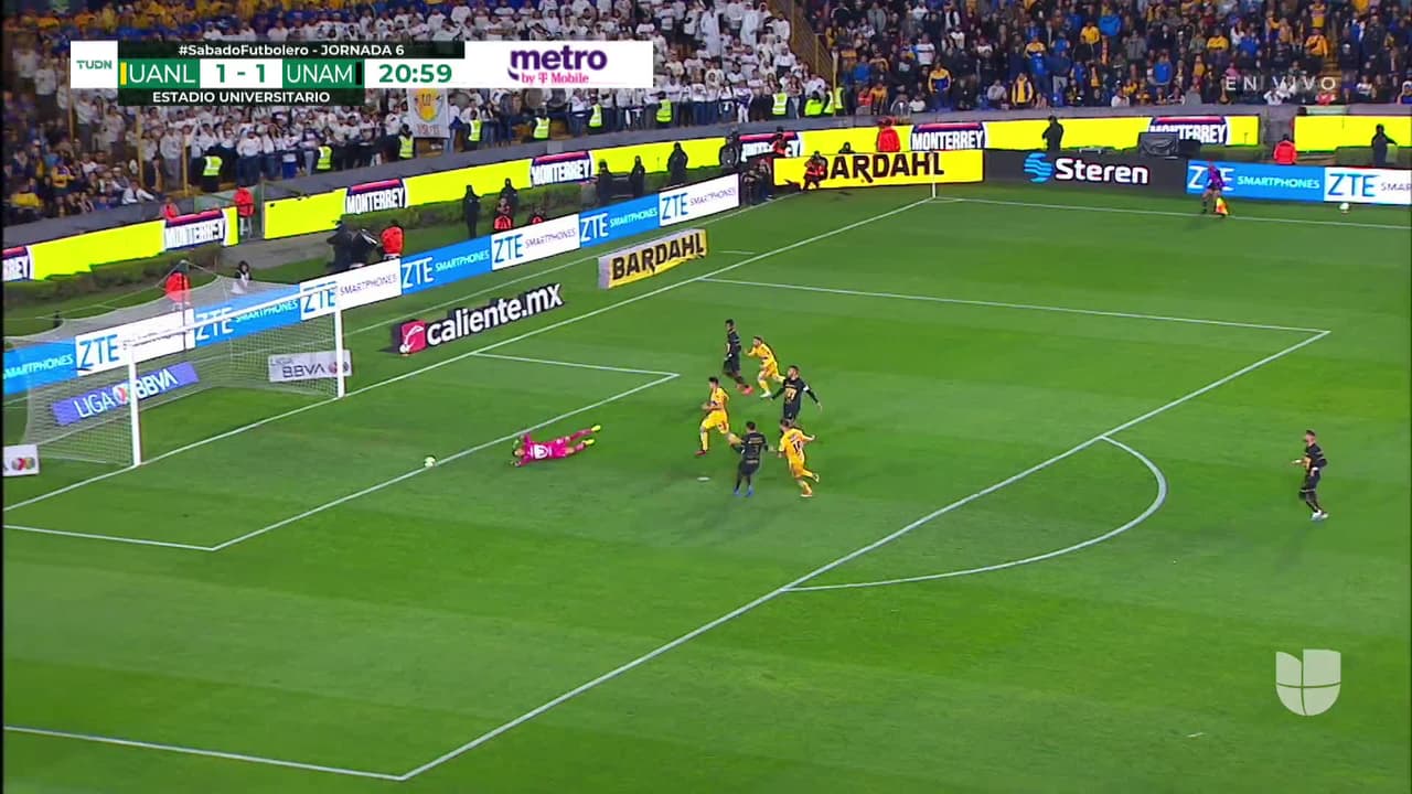 ¡TIRO ATAJADO! disparo por André-Pierre Gignac.