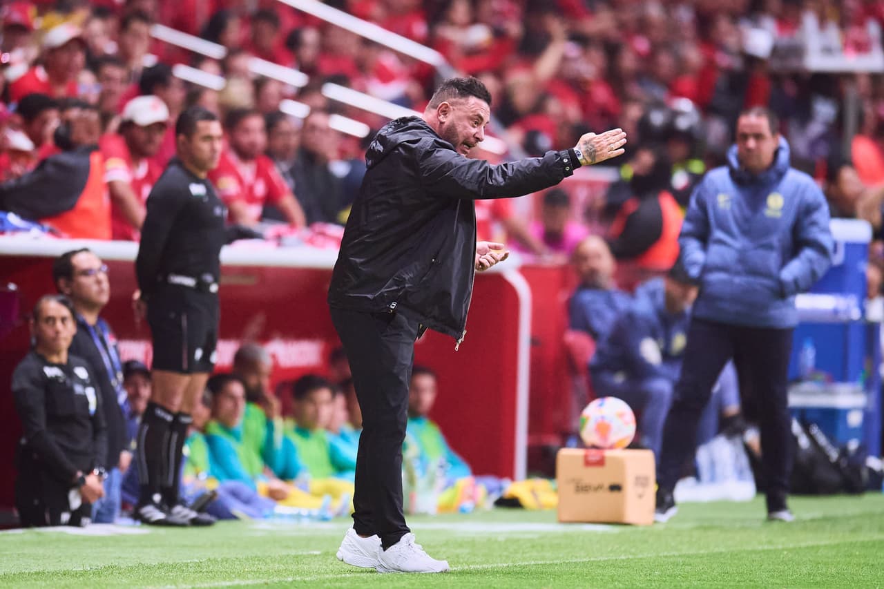 Antonio 'Turco' Mohamed, Toluca.
<br>Doce Liguillas dirigidas.
<br>2 con Tijuana.
<br>2 con América.
<br>6 con Monterrey.
<br>1 con Pumas.
<br>1 con Toluca.