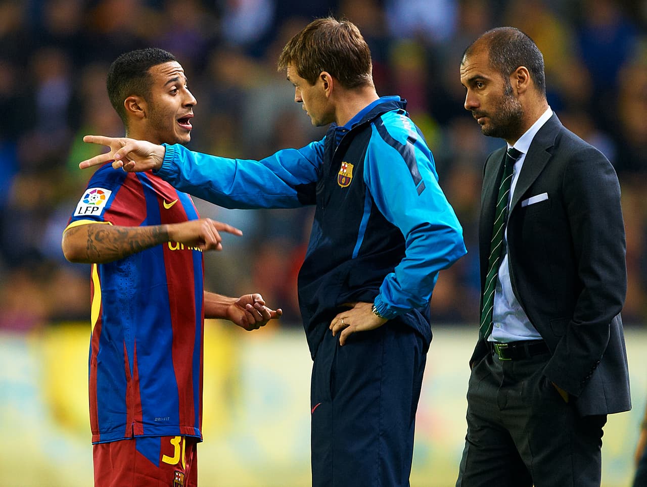 Gracias a ese paso como entrendor de juveniles desde 2001, Vilanova se convirtió en una voz con credibilidad entre varias figuras pues a su mando tuvo entre otros a Gerard Piqué y a Lionel Messi, con lo que fue un entrenador clave en su carrera.