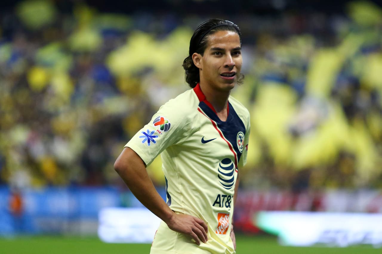 <b>Diego Lainez: 8.| </b>Significa un peligro constante para el adversario. Marcó el 5-1 tras una gran jugada colectiva y aportó lo necesario en ataque.