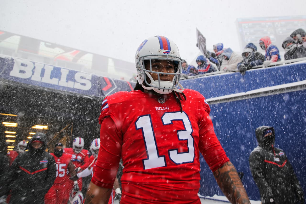 Buffalo Bills corta al receptor abierto Kelvin Benjamin 