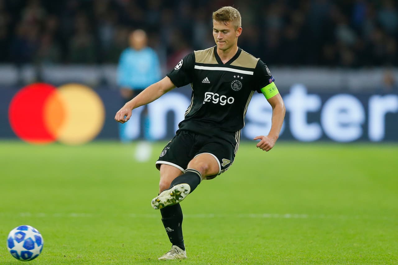 Defensa: Matthijs De Ligt (A.F.C. Ajax)