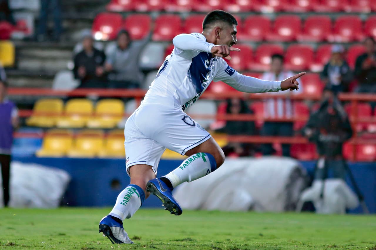 Víctor Guzmán consiguió otro par de anotaciones en la segunda mitad tras lograr el 5-1 y el 6-2 a los minutos 81 y 91.