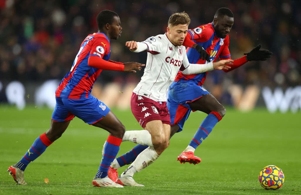 Arsenal no sufre en casa y vence 2-0 al Newcastle United, Aston Villa le hace la diablura al Crystal palace y les pegan 1-2, Liverpool muestra su poderío goleando 4-0 al Southampton y Brighton & Hove Albion no se hace daño con el Leeds United y firman el 0-0.