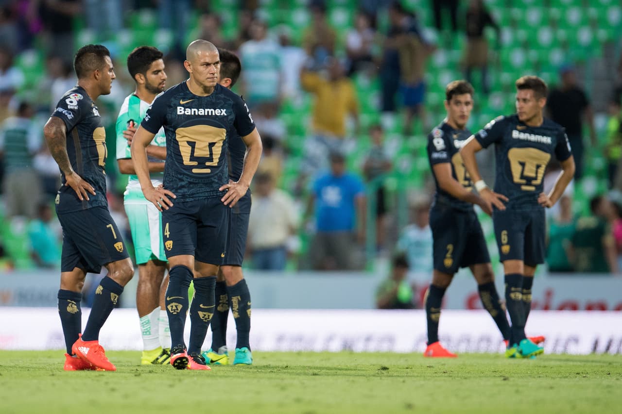 LOS MÁS CASTIGADOS: Pumas volvió a ser castigado con un penal en el juego ante Santos, para convertirse en el equipo al que le han marcado más penas máximas en contra en el Apertura 2016, hasta esta jornada nueve le han pitado cinco, pero de esos cinco solo dos han terminado en gol.