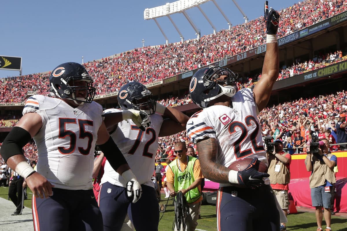Los Bears aprovecharon la salida de Jamaal Charles para remontar el juego ante los Chiefs 18-17.