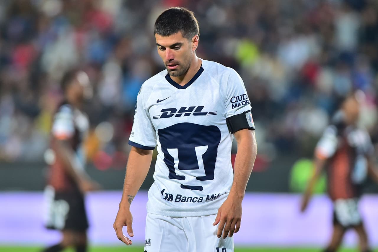 Pachuca
<b> 2-0</b> Pumas