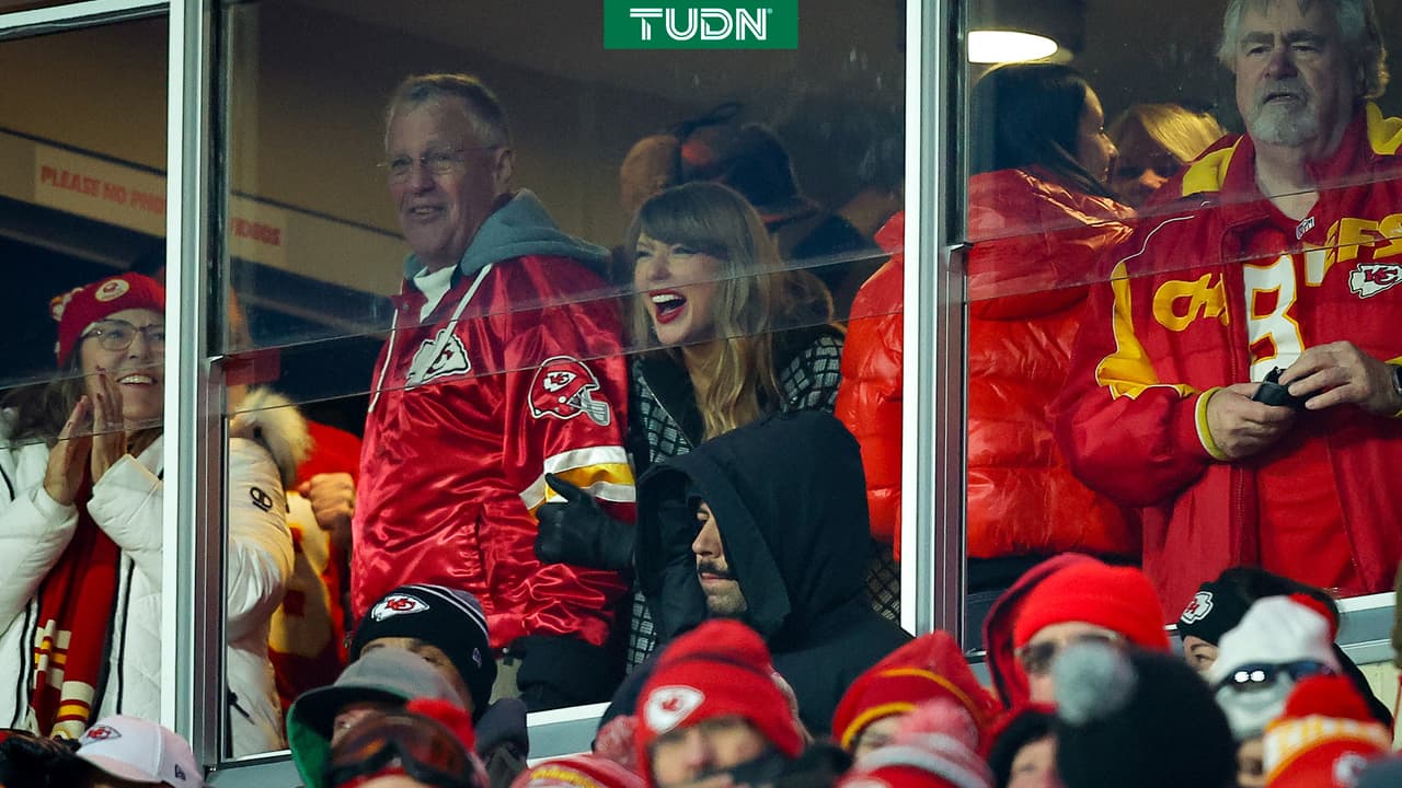 Taylor Swift invita a famosa pareja para ver el Super Bowl en su palco VIP