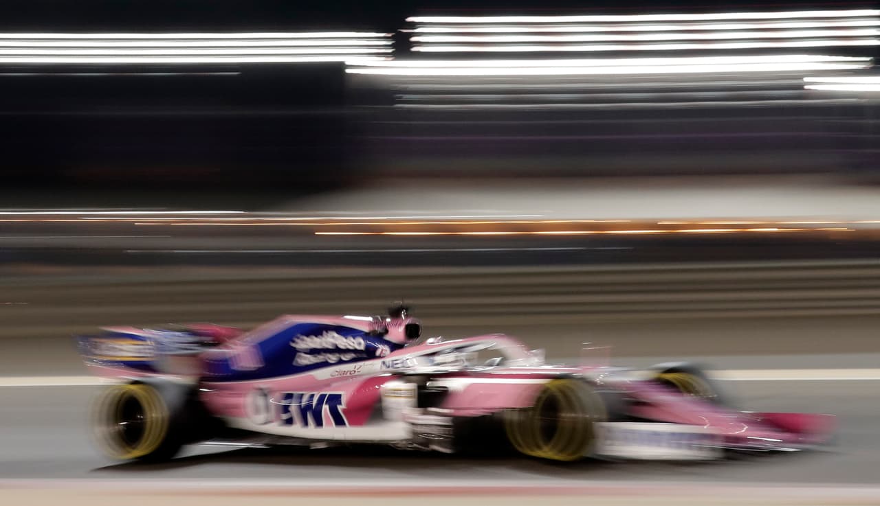 Inició su carrera a los seis años en el karting. Durante su primer año obtuvo cuatro victorias en la categoría infantil y a finales de 1996 reclamó el subcampeonato. Al año siguiente participó en la terna juvenil y ganó siendo el piloto más joven de la competencia.