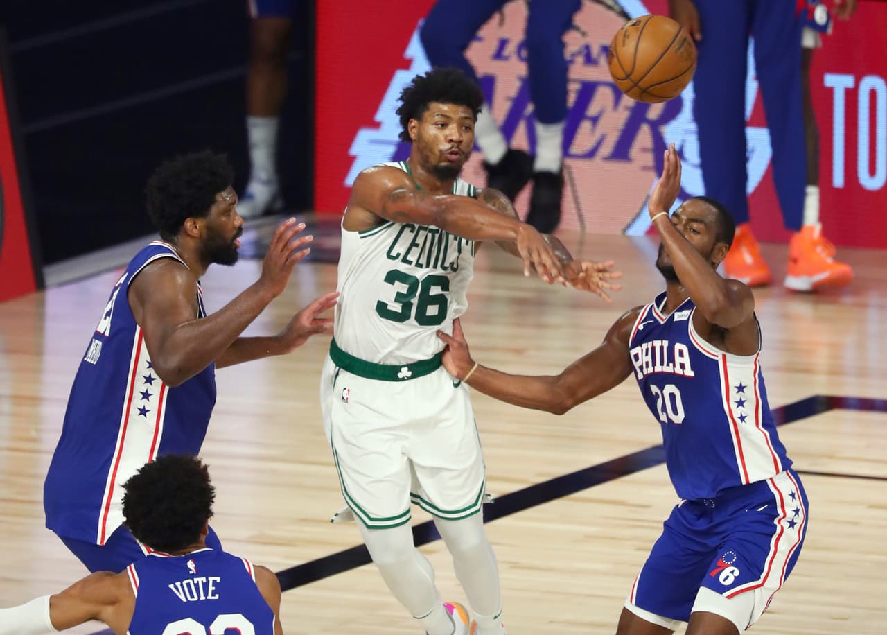 Boston gana 110-106 sobre los Philadelphia 76ers, y los mandan a empacar maletas.