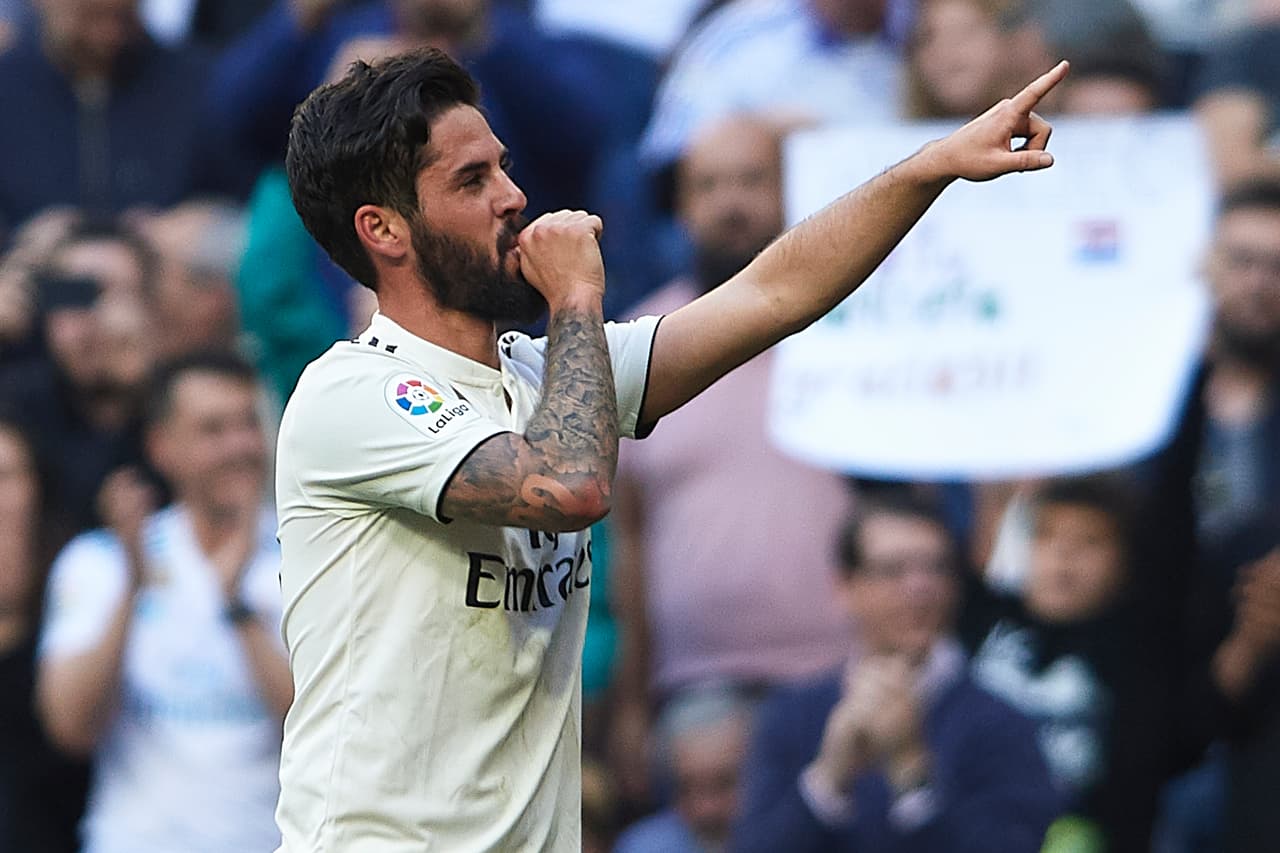 Ya en la segunda mitad los caminos al gol se despejaron y en una buena jugada de Karim Benzema por la banda izquierda llegó el primero del partido.