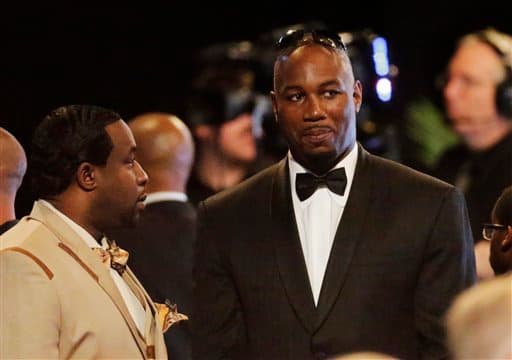 Lennox Lewis, excampeón mundial completo.