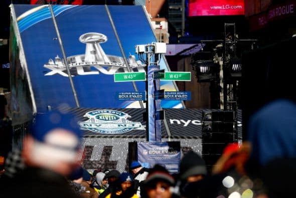 Todo un ambiente de futbol americano se respira en las calles de N.Y. y N.J. Las imágenes no mienten, ¡chécalas!