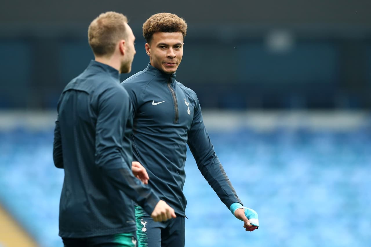 Con los regresos de Dele Alli y Erick Lamela, quienes tenían molestias físicas, el Tottenham Hotspur realizó su última práctica en el Etihad Stadium antes del juego ante Manchester City por Champions League. La serie está a su favor por 1-0 gracias al gol de Heung-Min Son en Londres.