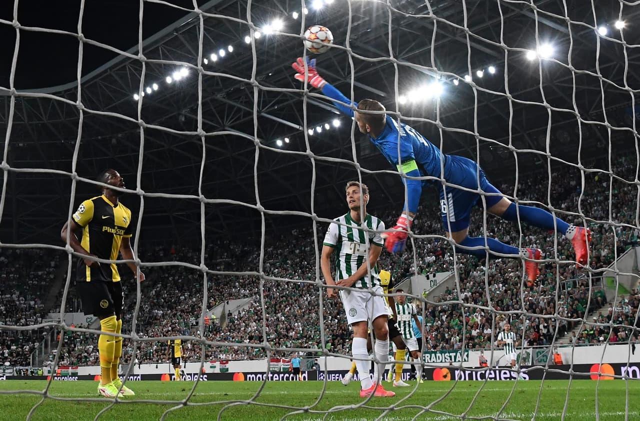 Tras una emocionante serie, Young Boys se impone al Ferencvaros en este partido 3-2 y en global, consigue su pase a la fase de grupos de la UEFA Champions League. Los goles por parte del club húngaro corrieron a cargo de Henry Wingo y Ryan Mmae, mientras que por parte de los suizos, Zesiger, Fassnacht y Mambimbi le dieron la victoria y el boleto a su equipo.