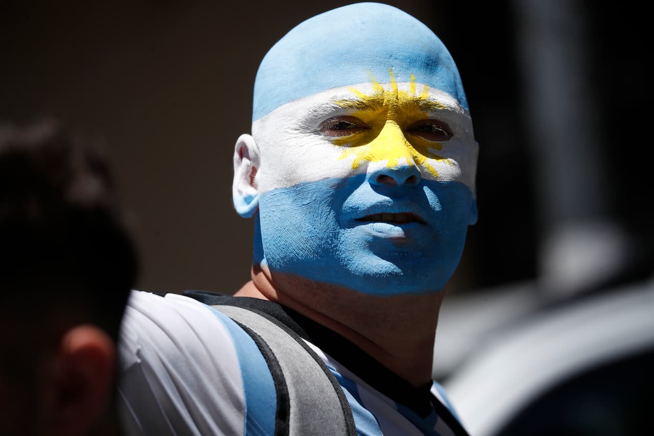 Festejos de la selección argentina en Buenos Aires tras ganar el Mundial Qatar 2022.