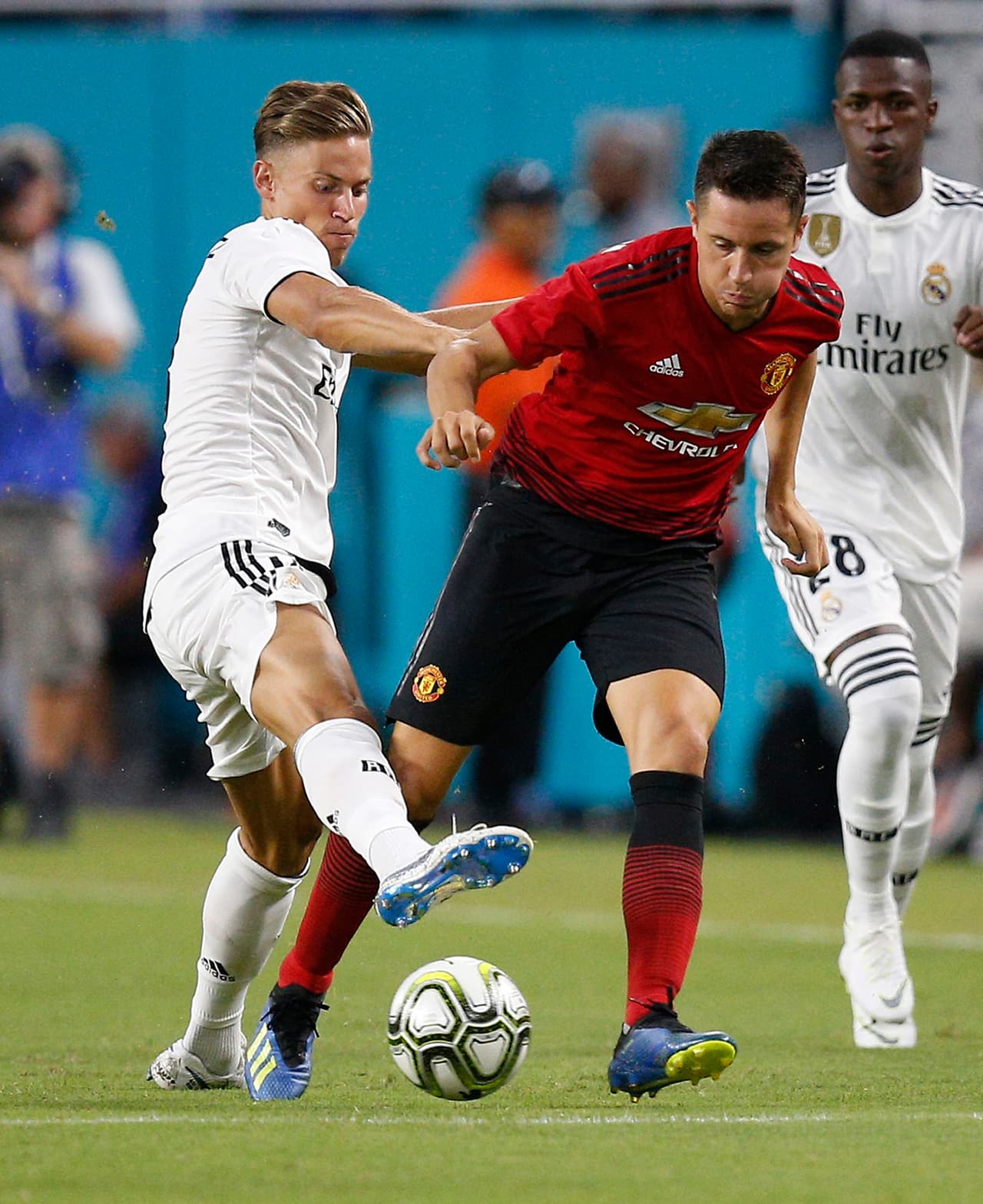 El equipo inglés se veía dominante contra una nómina muy joven del Real Madrid.