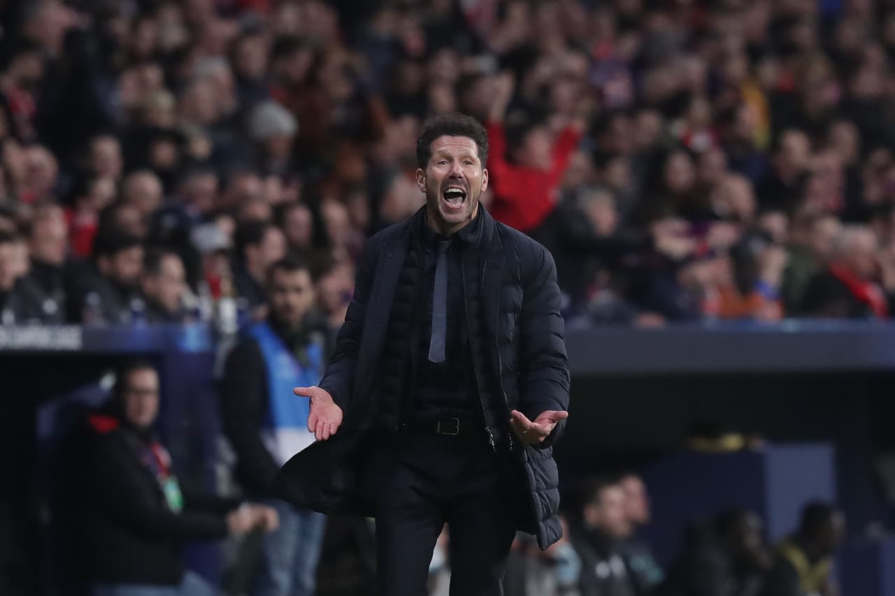 Diego Simeone, entrenador del Atlético: "Nos enfrentaremos a un gran equipo que ha demostrado que lo es desde que Jürgen Klopp se hizo cargo. Nunca he estado en Anfield, ni como entrenador ni como jugador. Nunca he tenido la oportunidad de jugar en un estadio tan magnífico, el hogar de un equipo con tanta historia".