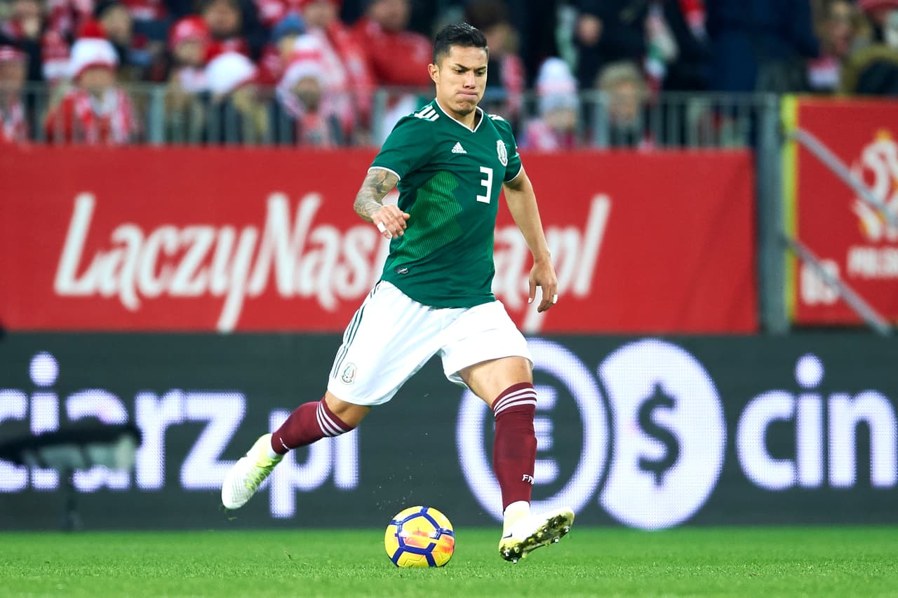 <b>3. Carlos Salcedo (Eintracht Frankfurt) - </b>6,5 millones de dólares (+50%)