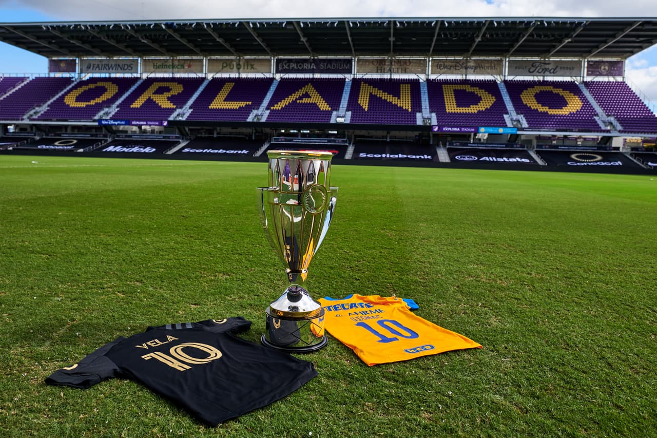 Todo listo para la Final de la Concachampions entre Tigres y LAFC | Así luce el espectacular trofeo de la Concacaf Champions League 2020.