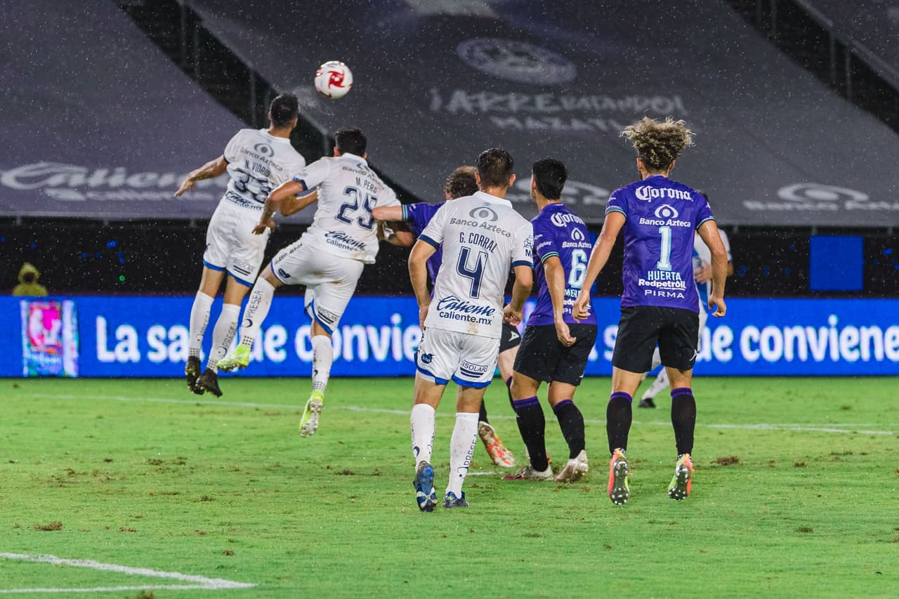 Puebla no le tiene a piedad a Mazatlán y les pegan una guamiza de 1-4 en El Kraken.