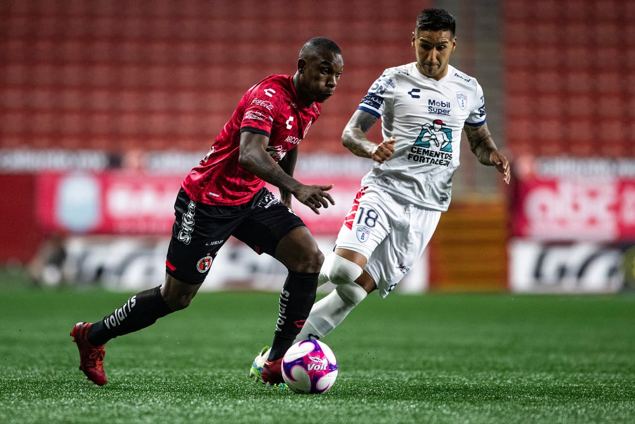 El conjunto de Tijuana se quedó sin posibilidades de seguir compitiendo en el Guard1anes 2020. | Víctor Guzmán (36’) y Roberto de la Rosa (73’) sellaron el triunfo para los de Pezzolano. Tijuana se enfrentará a Querétaro y Pachuca se medirá a Necaxa en la última jornada de la competición.