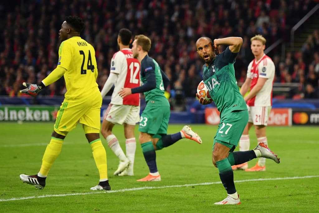 Una actuación milagrosa, providencial, para la eternidad, así fue el triplete que marcó Lucas Moura a favor del Tottenham Hotspur en la Vuelta de las Semifinales de la Liga de Campeones ante el Ajax. Moura anotó a los 55, 59 y 96 minutos los goles que le sacan de la bolsa el boleto a la Final a los Holandeses. Estas son las imágenes de esa proeza.