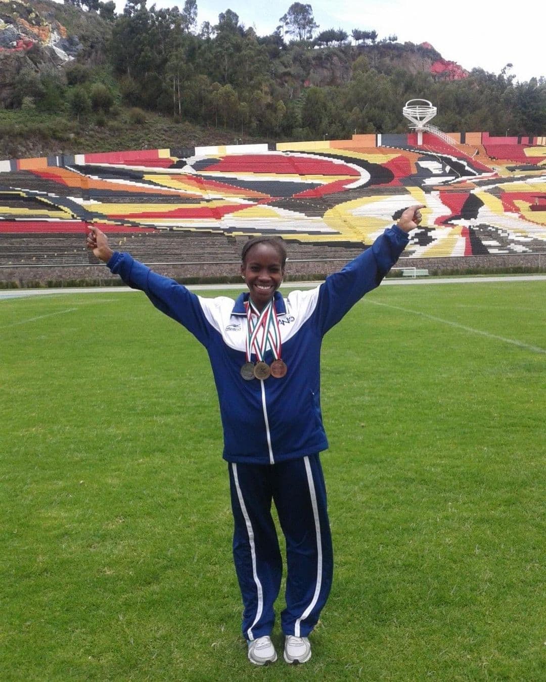 Además, trata de fomentar en todo momento la vida sana y el ejercicio.