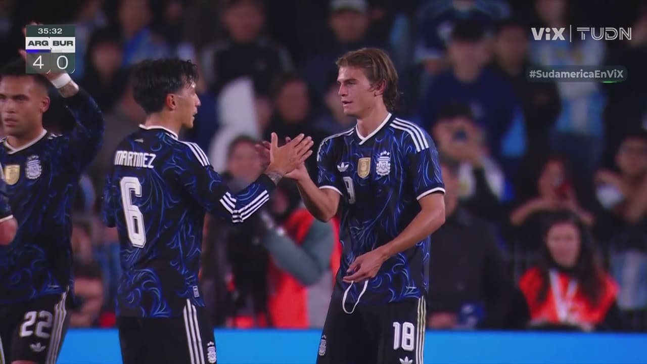 ¡Gol de Argentina! ¡Nico Paz queda mano a mano y firma el 4-0!