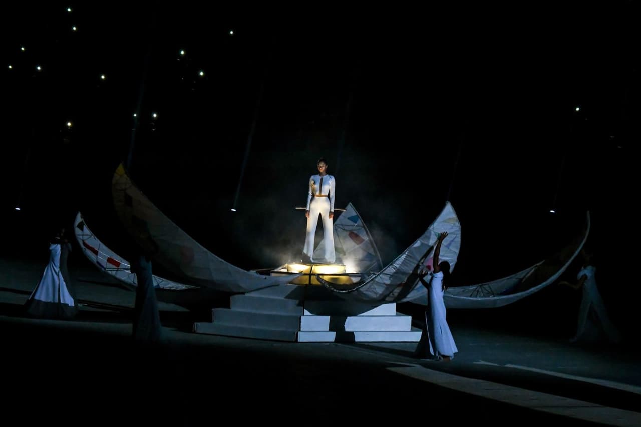 De ahí salió Paulina Vega, Miss Universo 2018 y nacida en Barranquilla, quien viajó desde el futuro para conocer más de su ciudad.