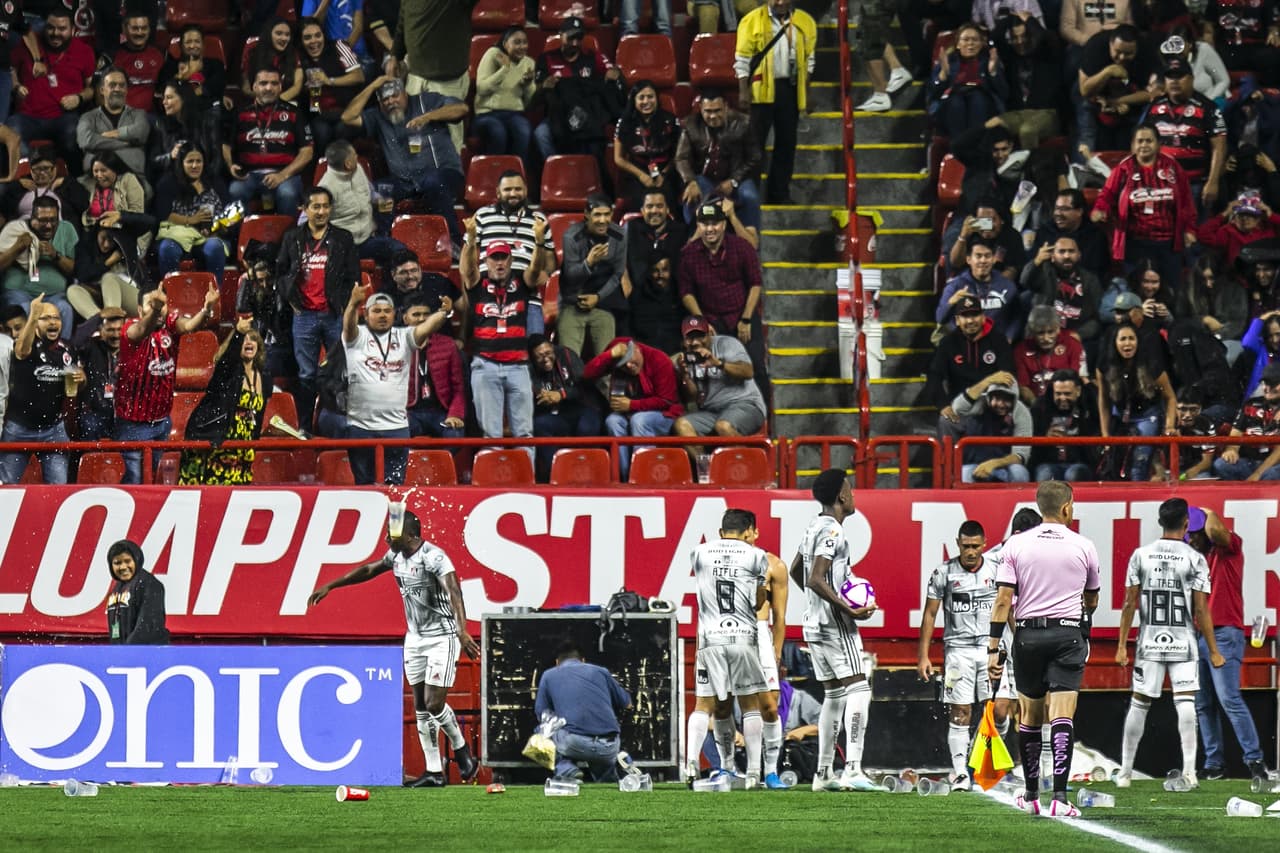 ¡A lo Atlas! Los Rojinegros le empataron a Xolos en la frontera en la última jugada del partido.