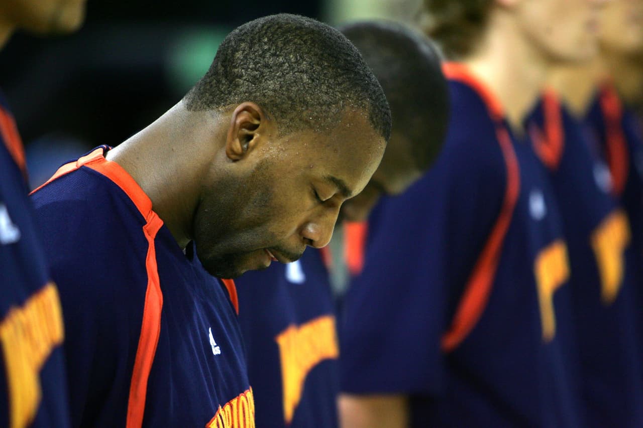 El 14 de octubre de 2006 los Golden State Warriors enfrentaron a los Denver Nuggets y los vencieron 121-115 en la Arena Monterrey, cuando la NBA salió de la Ciudad de México por primera vez.