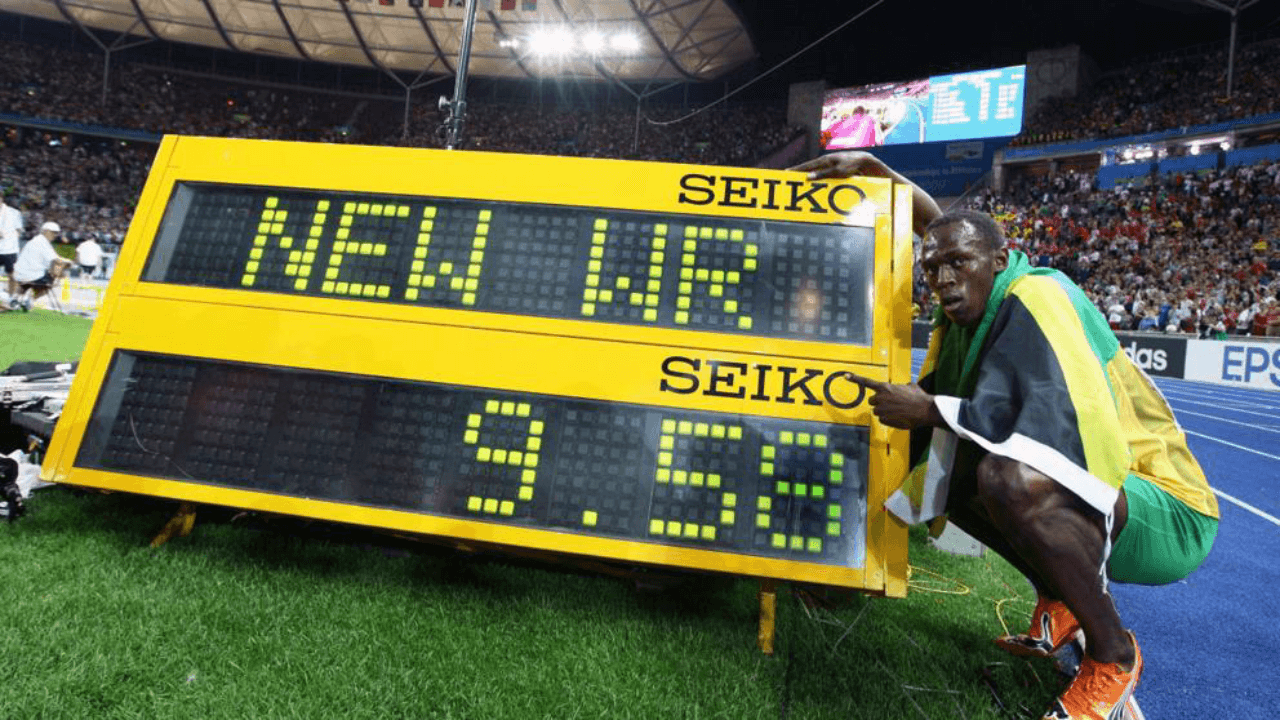 <b>El auténtico velocista</b>
<br>El atletista jamaiquino, Usain Bolt, estableció una marca mundial el 16 de agosto de 2009 durante el Mundial de Berlín cuando corrió 100 metros en 9.58 segundos.