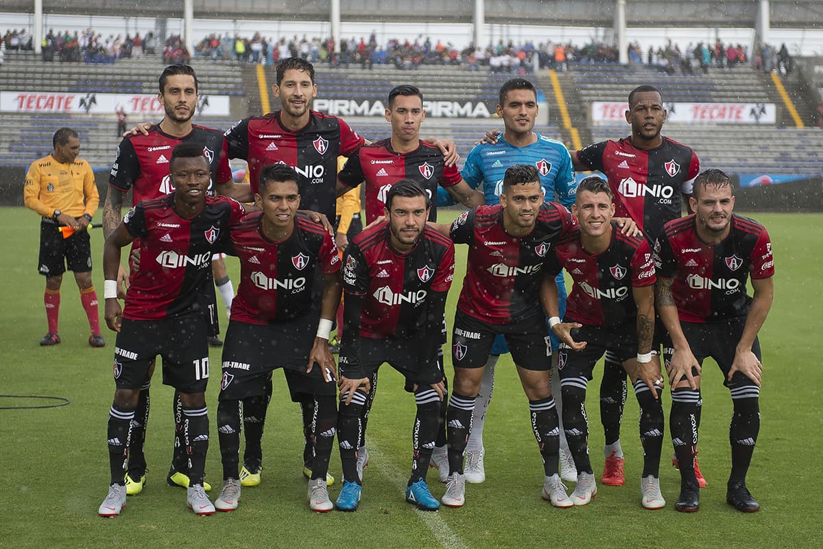 Los jugadores de Atlas posaron antes del inicio del partido.