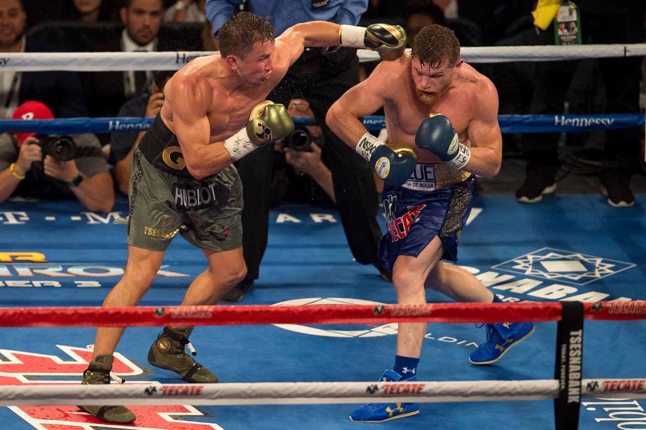 La jueza que vio ganar a 'Canelo' tiene una lista de resultados controvertidos