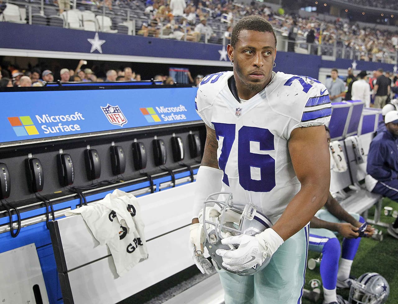 Greg Hardy y Rolando McClain están de regreso tras suspensiones para los Dallas Cowboys