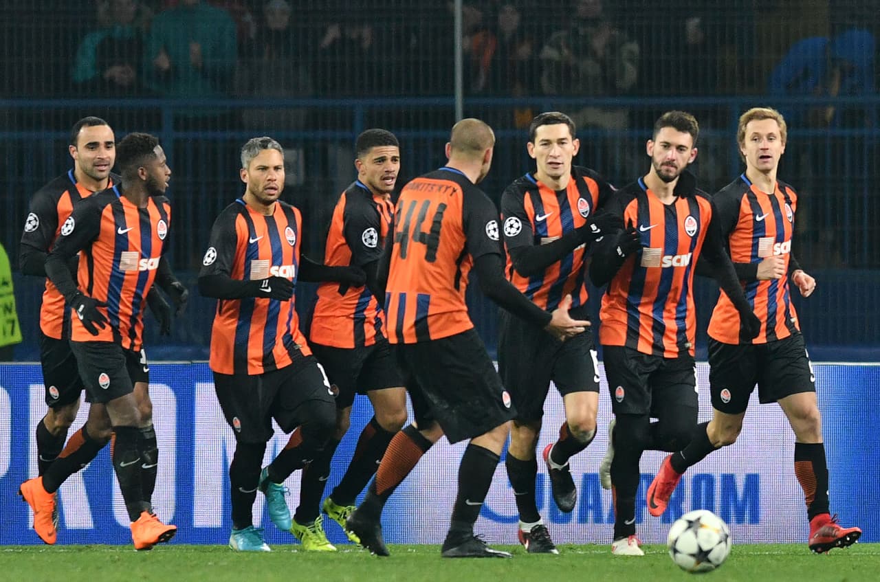 Shakhtar Donetsk venció 2-1 a Roma con una remontada brillante en el juego de ida de octavos de final en la Champions League, en resultado que lo ratifica como uno de los mejores locales del certamen.