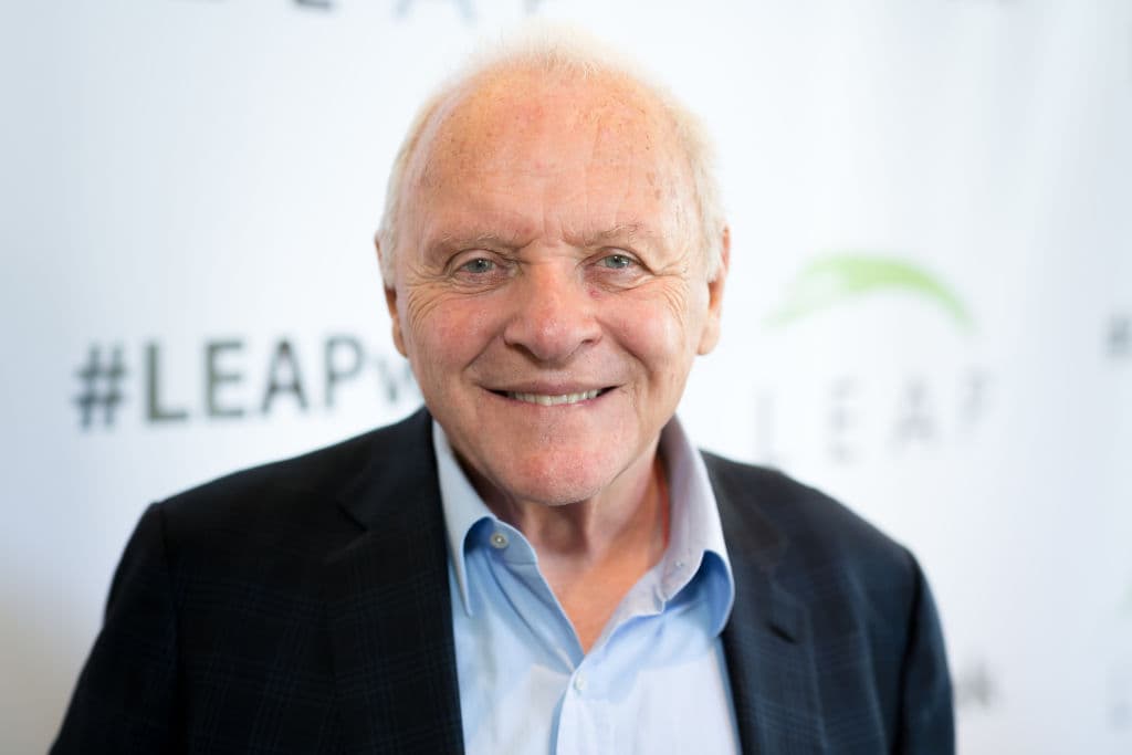 Anthony Hopkins cumple 84 años y también celebra 45 sin tomar una gota de alcohol.