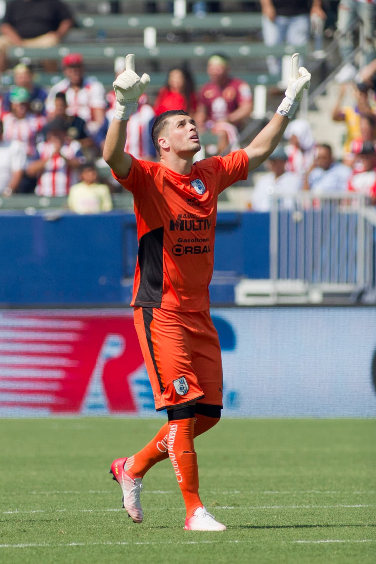 El último arquero de la lista es Tiago Volpi, quien fue parte importante del triunfo del Querétaro ante el América.