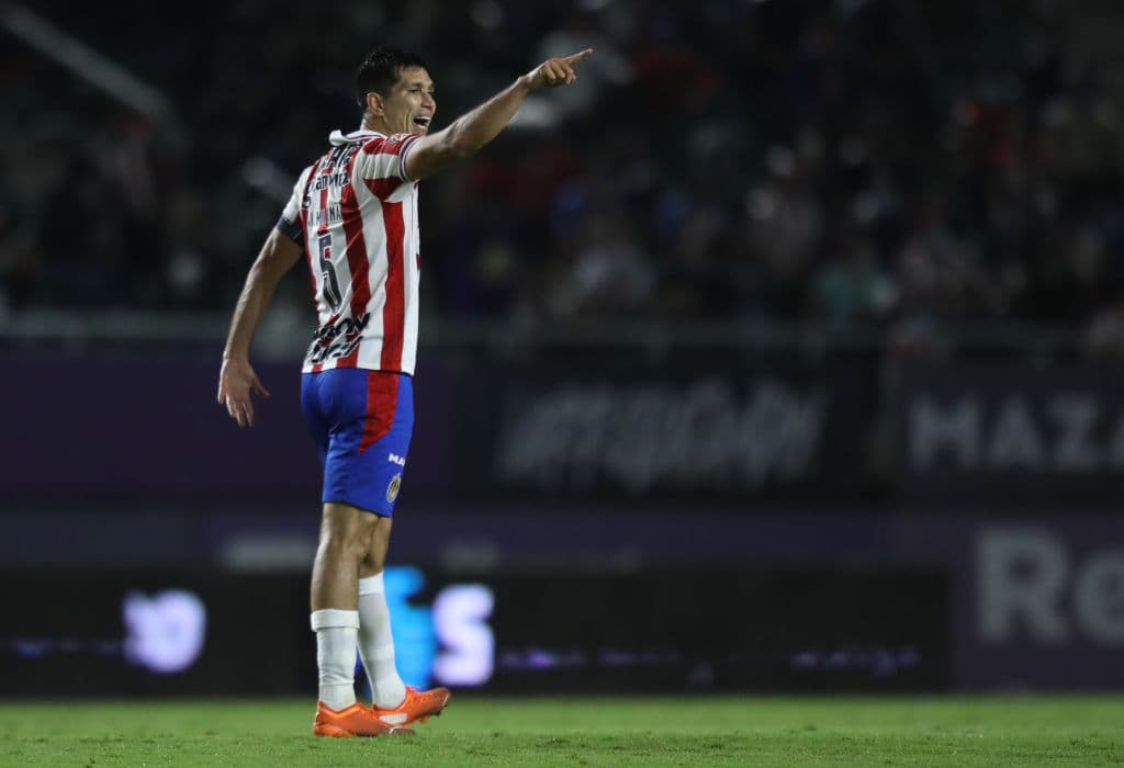 Chivas recupera a Molina para el Clásico Tapatío