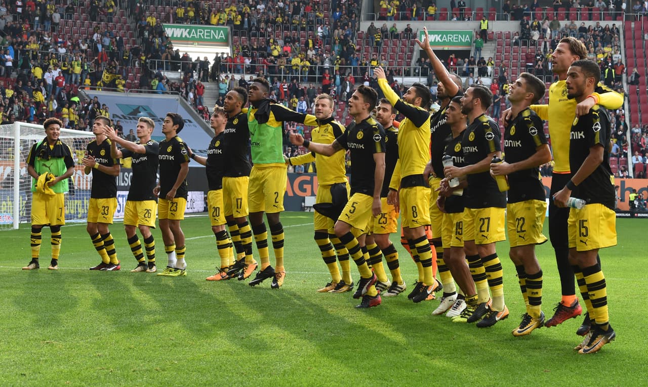 Dortmund mantiene el liderato con victoria ante el Augsburgo