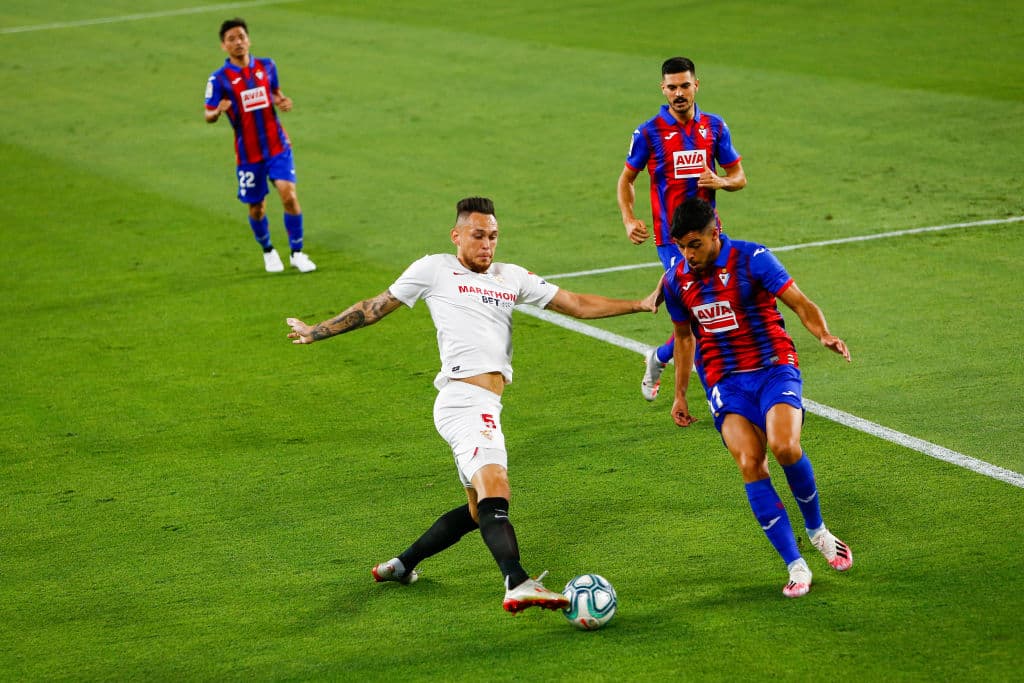 Cada vez que Lucas Ocampos toca el balón en campo rival, el peligro comienza a sentirse de manera inmediata.