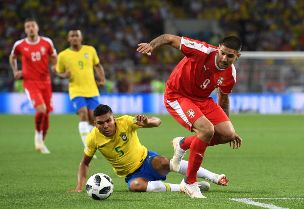 Mitrovic fue el único que tuvo dos opciones de gol para Serbia pero no las concretó.