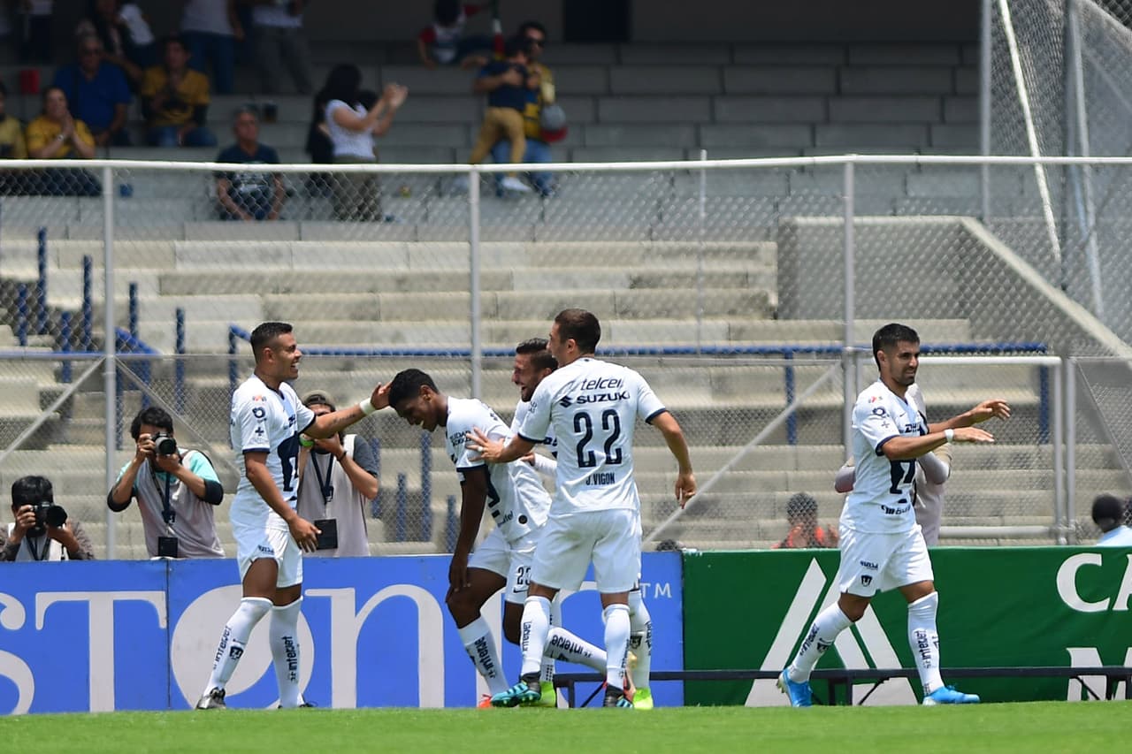 Jugadores discutidos por los seguidores de Pumas como Víctor Malcorra y Jeison Angulo pusieron los tantos del 2-0 sobre el pobre Veracruz.