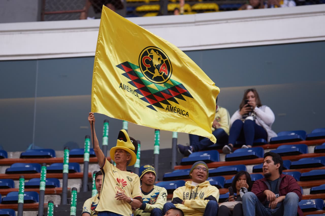 La afición de América y Rayados ya juega la Gran Final de la Liga MX.