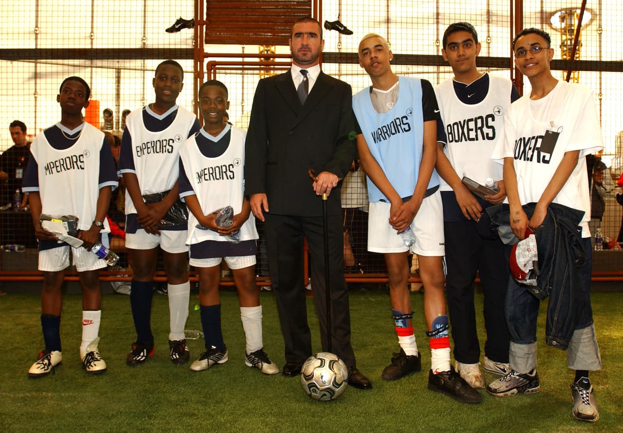 Durante ese tiempo también dedicó su vida a la actuación, estudiando y apareciendo en algunas pequeñas producciones. Su momento más grande en la pantalla llegó de la mano de Nike, cuando se convirtió en su imagen en los recordados comerciales de los años 90 y comienzos del 2000 de Nike Football, Jogo Bonito, y otras campañas.