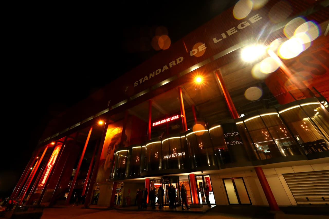 A pesar de que fue construido en 1909, el estadio del Standard fue remodelado por última vez en el año 1999 para la Eurocopa 2000.