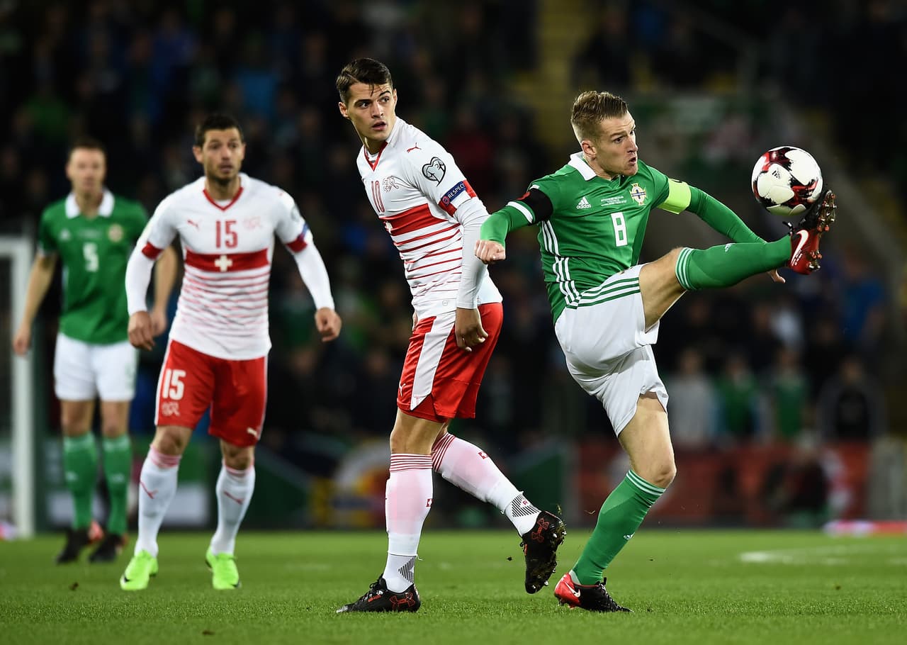 Irlanda del Norte entonces utilizó el juego largo como una fórmula para llegar a la portería de los suizos.